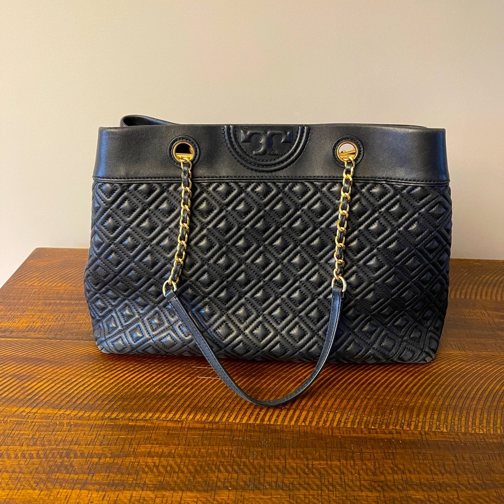 Tory Burch Fleming Tote w/ Dust Bag